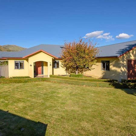 Kawarau Bay View - Cromwell Holiday Home Buitenkant foto