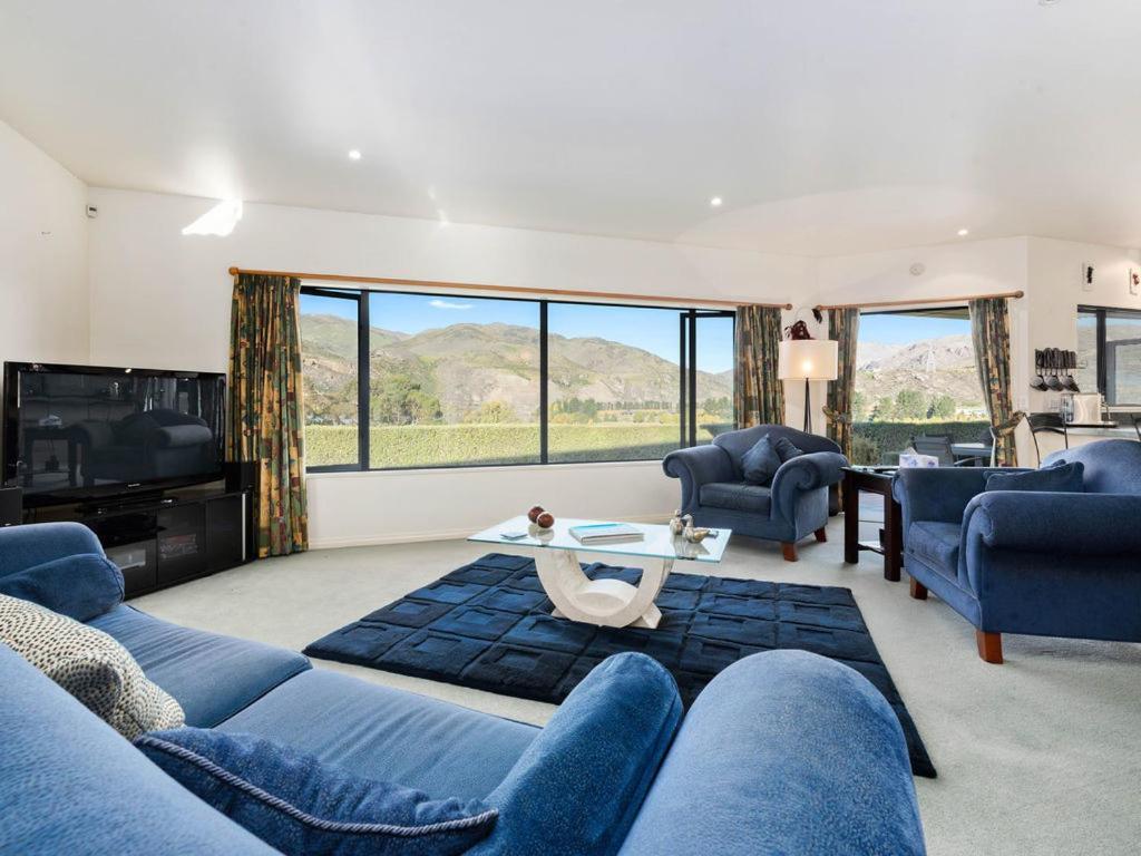 Kawarau Bay View - Cromwell Holiday Home Buitenkant foto