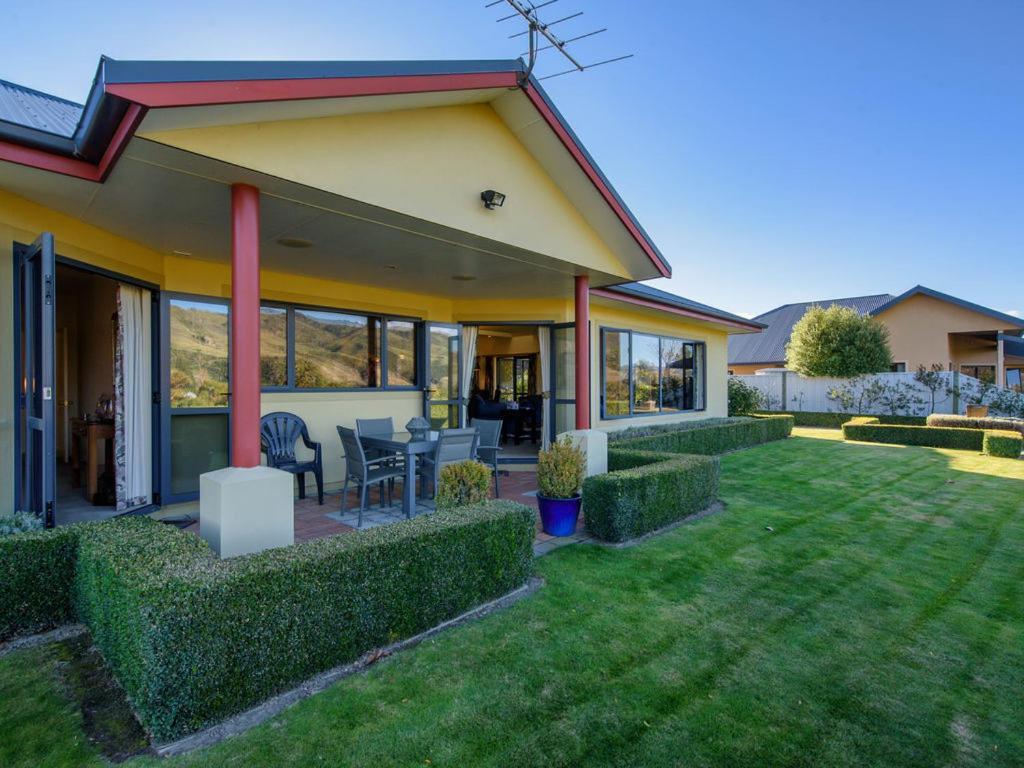 Kawarau Bay View - Cromwell Holiday Home Buitenkant foto